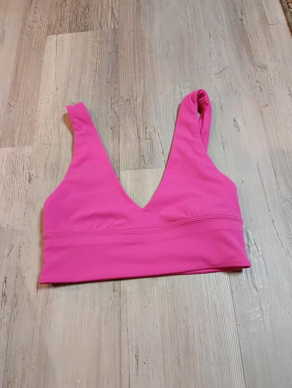 Lululemon - Picture 2 of 5